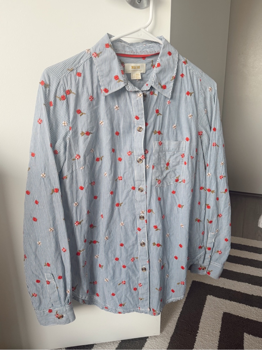 Maeve by Anthropologie Agra Embroidered Floral Blue Striped Button-Down Size 2